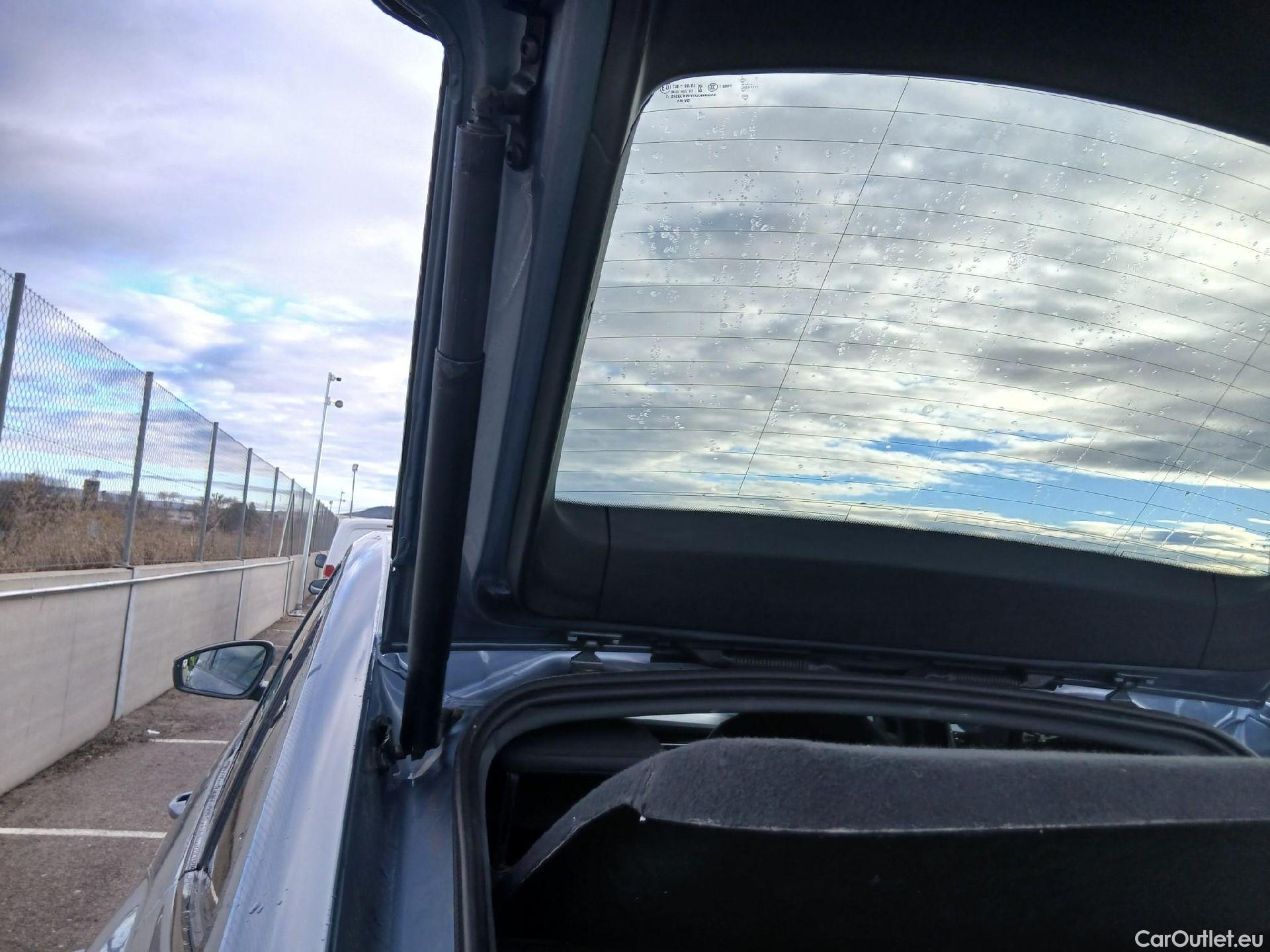  Audi  Q4 E-Tron AUDI Q4 Sportback e-tron / 2021 / 5P / todoterreno Black line edition 35 e-tron 125kW 55kWh #16