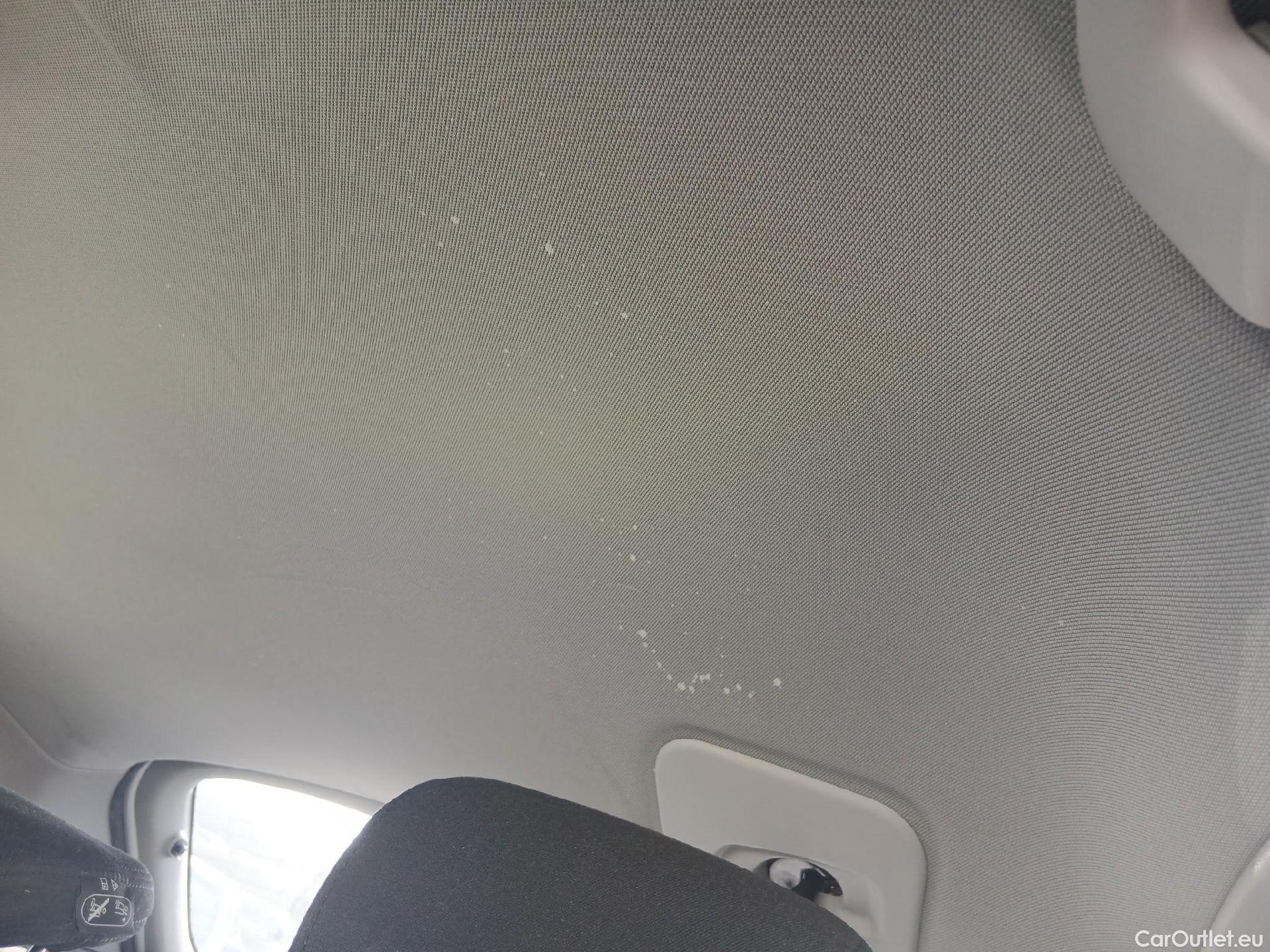  Bmw  X1 BMW  / 2019 / 5P / todoterreno sDrive16d Business #4