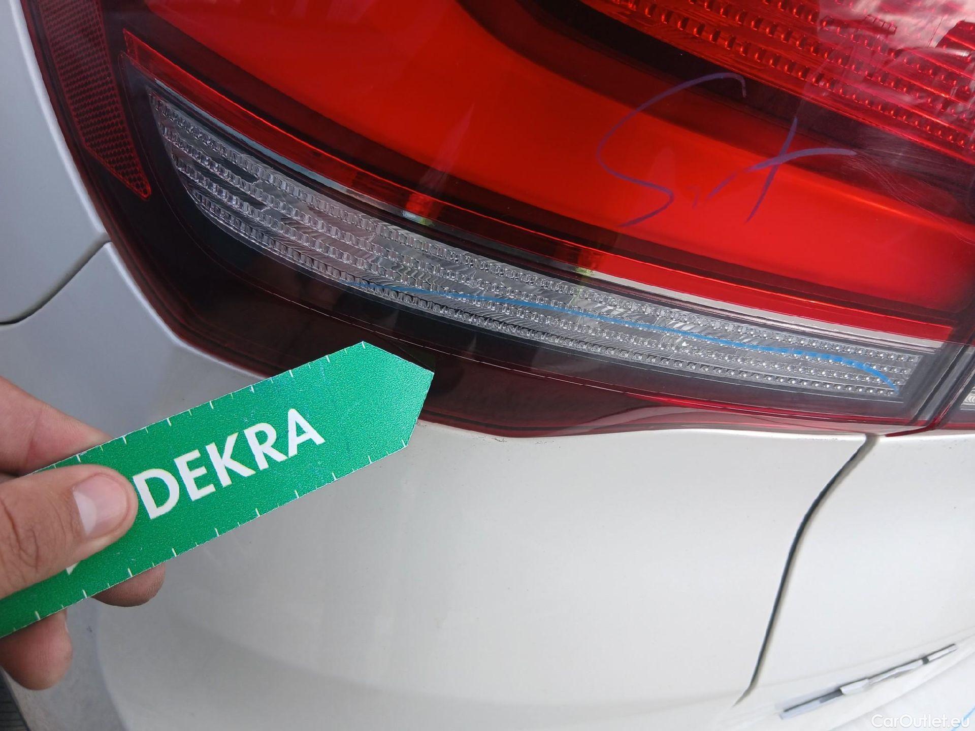  Bmw  X1 BMW  / 2019 / 5P / todoterreno sDrive16d Business #26