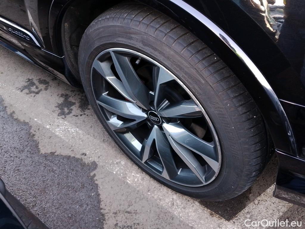  Audi  Q7 AUDI  / 2019 / 5P / todoterreno S line 60 TFSIe 335kW(456CV) quattro tip #6