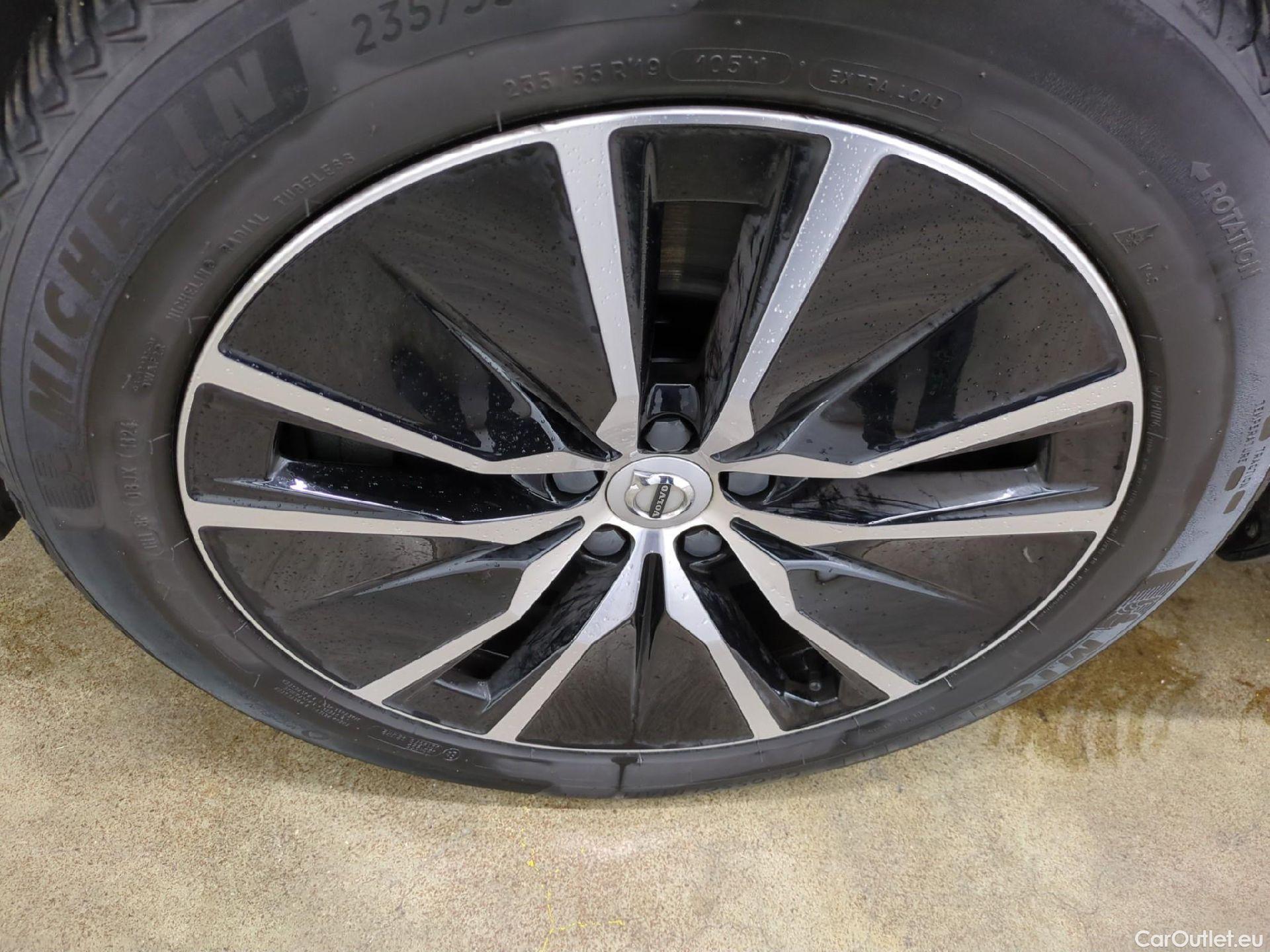  Volvo  XC90 VOLVO  / 2019 / 5P / SUV Recharge T8 AWD GT 8 Inscription Busi #7