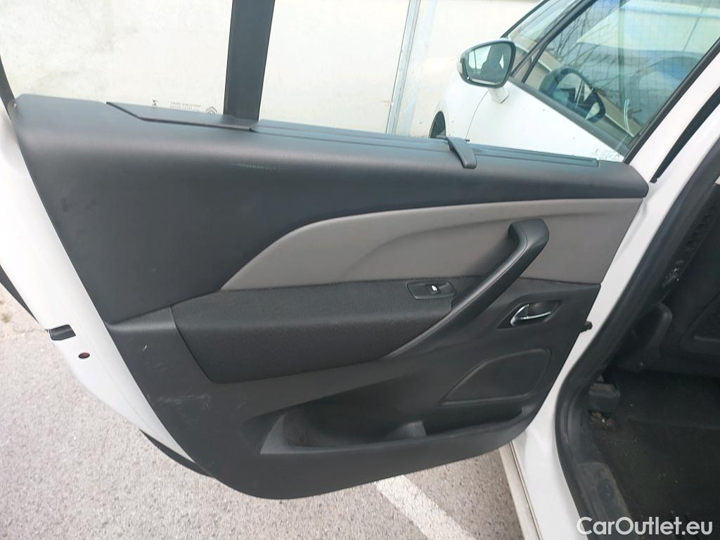  Citroen  C4 Grand Picasso CITROEN Grand C4 Spacetourer / 2016 / 5P / monovolumen BlueHDi 96KW (130CV) S&S Live #18