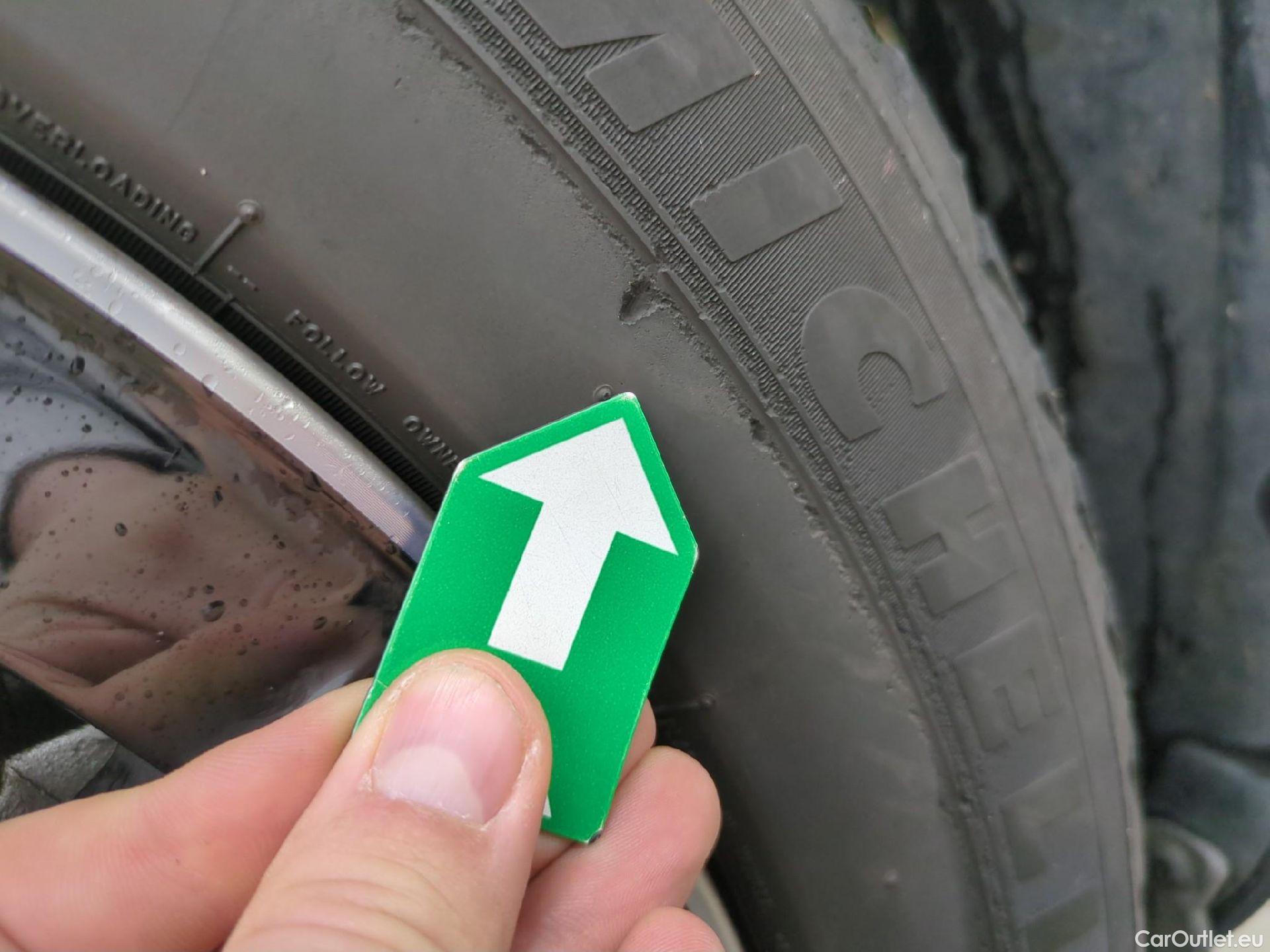  Volvo  XC90 VOLVO  / 2019 / 5P / SUV Recharge T8 AWD GT 8 Inscription Busi #3