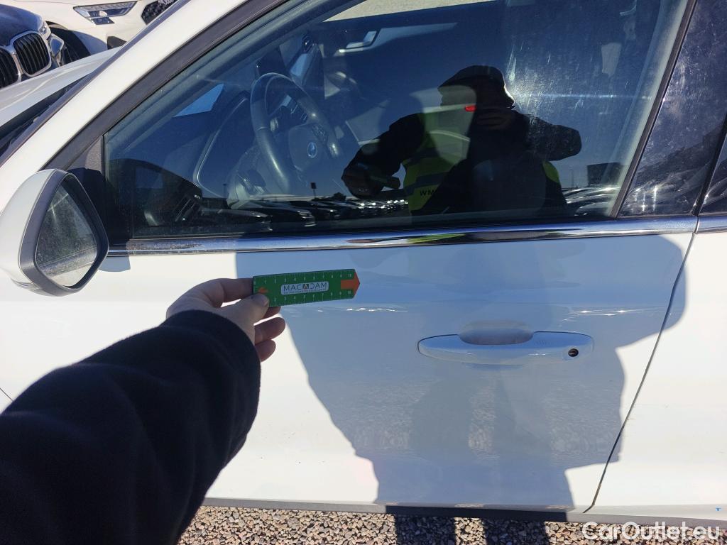  Ford  Focus FORD  / 2018 / 5P / berlina con portón 1.5 Ecoblue 88kW Trend+ #5