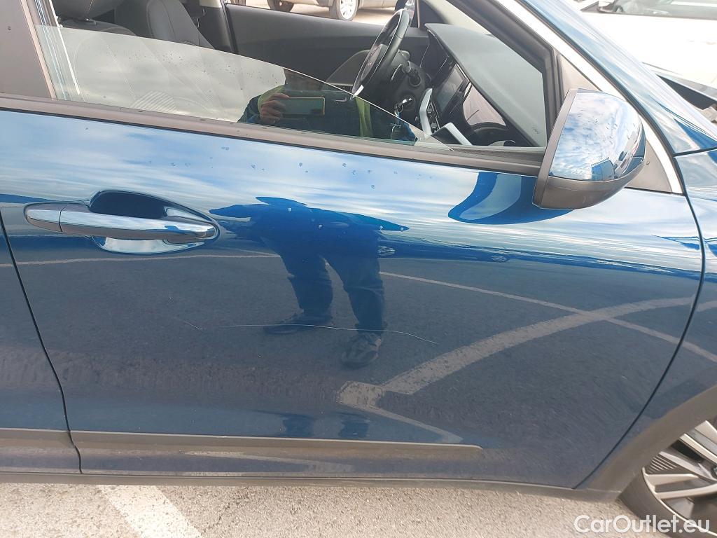  KIA  Niro KIA  / 2019 / 5P / crossover 1.6 GDi HEV 104kW (141CV) Concept #1