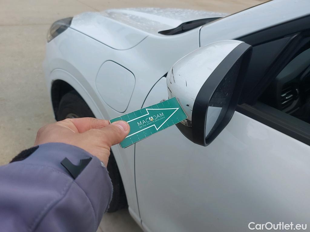  Ford  Kuga FORD  / 2019 / 5P / todoterreno ST-Line X 2.5 Duratec PHEV 165kW Auto #20