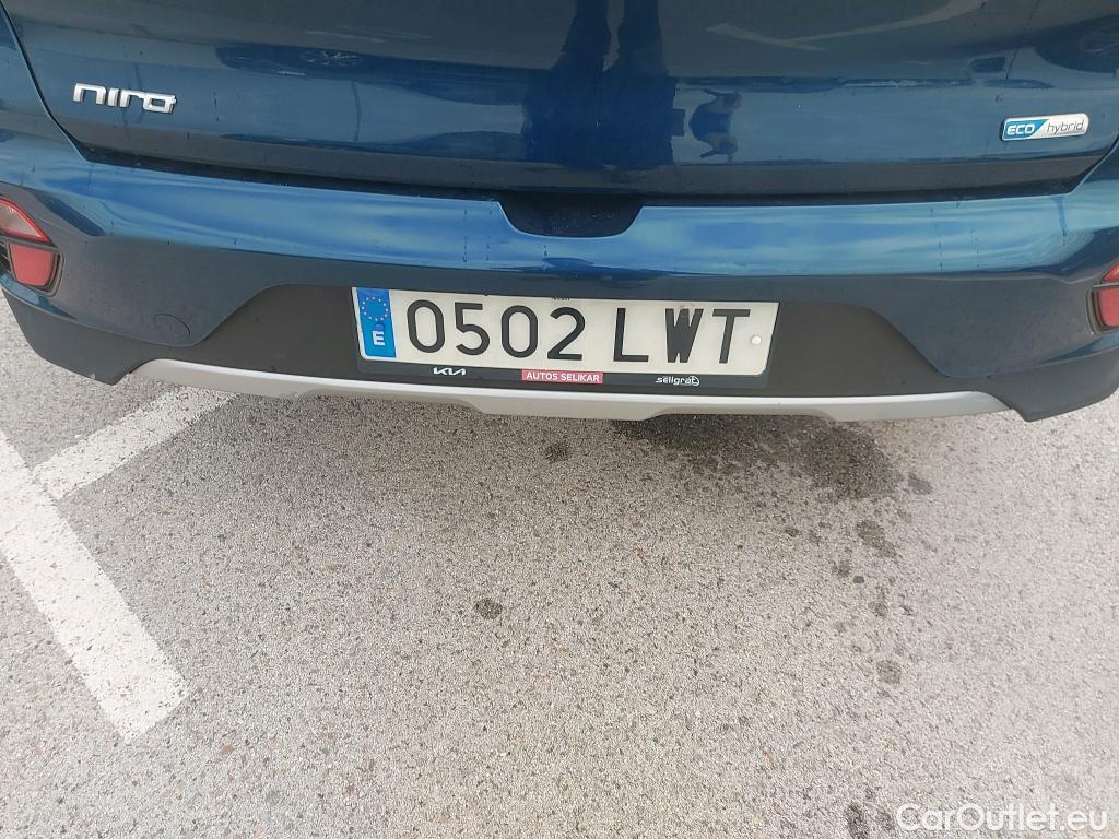  KIA  Niro KIA  / 2019 / 5P / crossover 1.6 GDi HEV 104kW (141CV) Concept #20