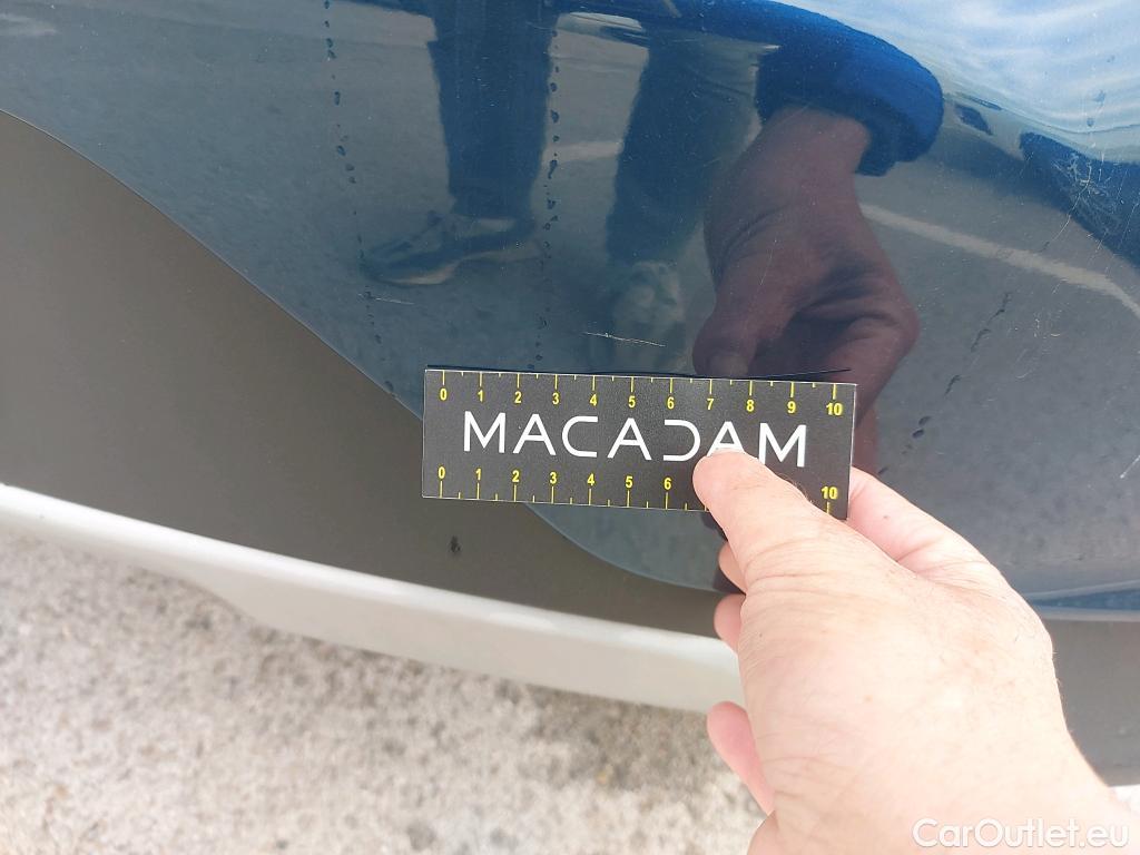  KIA  Niro KIA  / 2019 / 5P / crossover 1.6 GDi HEV 104kW (141CV) Concept #18