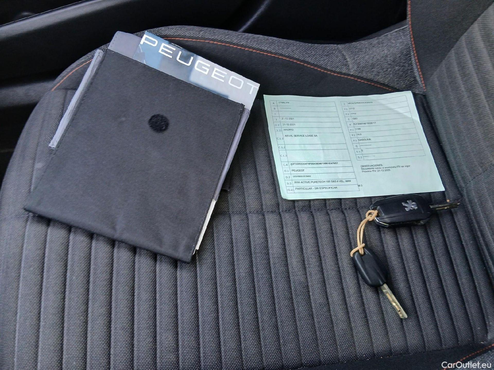  Peugeot  2008 PEUGEOT  / 2019 / 5P / todoterreno Active Puretech 100 S&S BVM6 #1