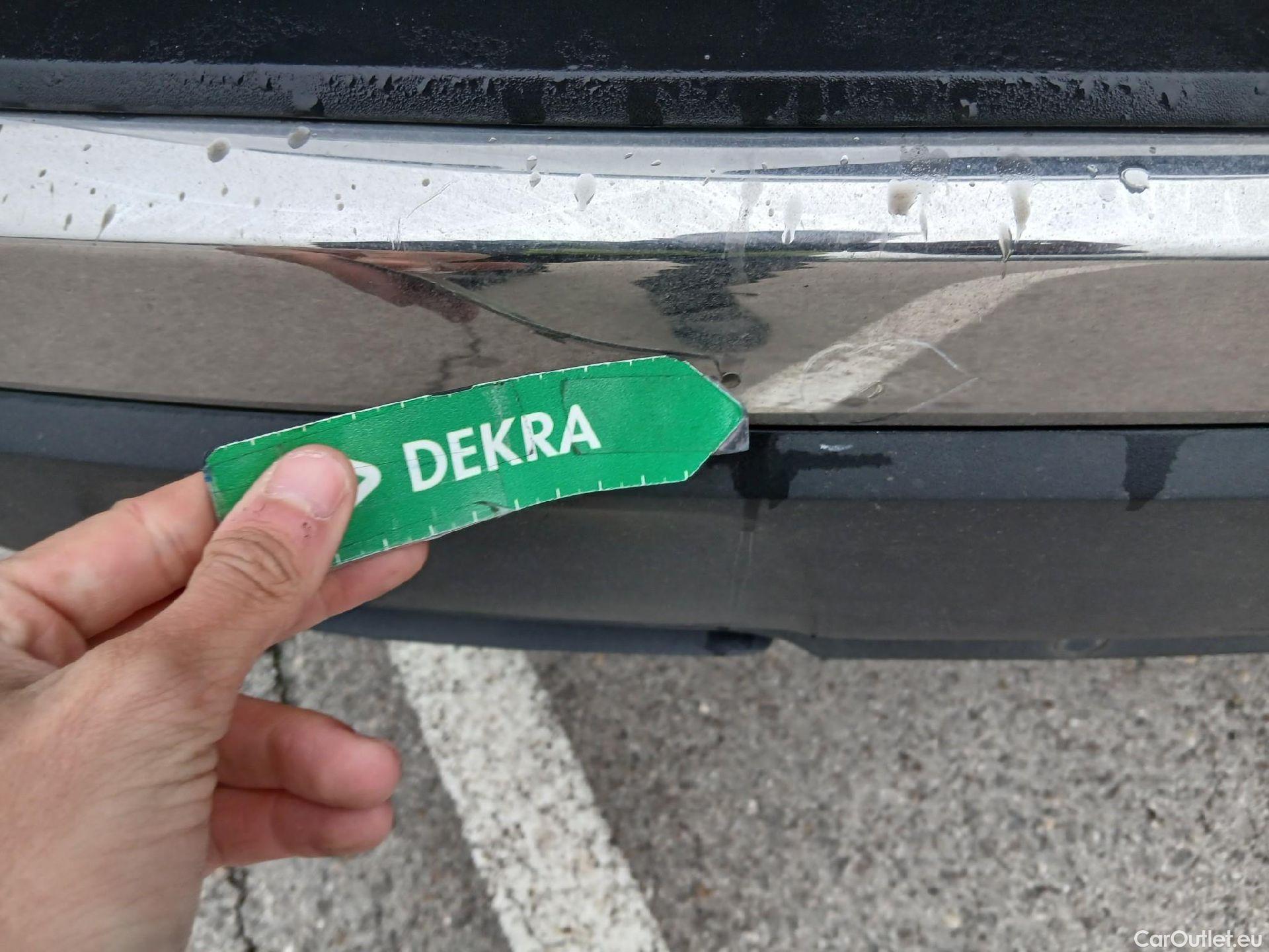  Peugeot  3008 PEUGEOT  / 2020 / 5P / todoterreno 1.5 BlueHDi 96kW (130CV) S&S Allure EAT8 #35