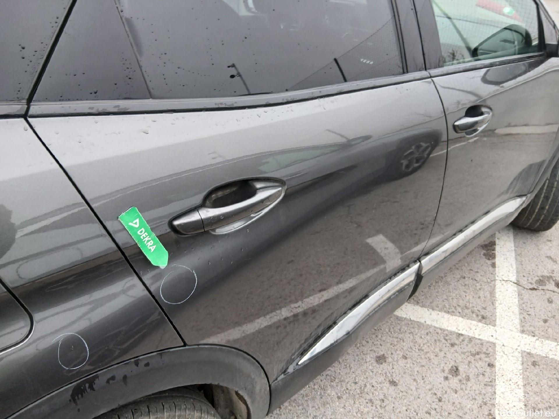  Peugeot  3008 PEUGEOT  / 2020 / 5P / todoterreno 1.5 BlueHDi 96kW (130CV) S&S Allure EAT8 #44