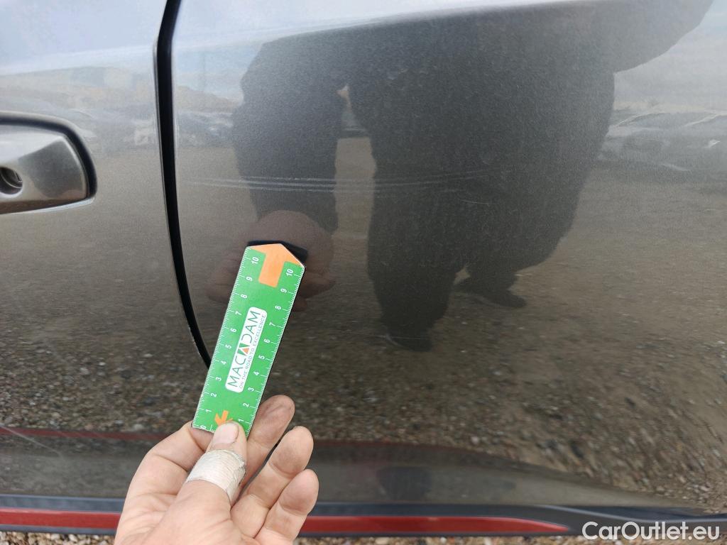  Nissan  Juke NISSAN  / 2019 / 5P / crossover DIG-T 84 kW DCT N-Design Chic #15