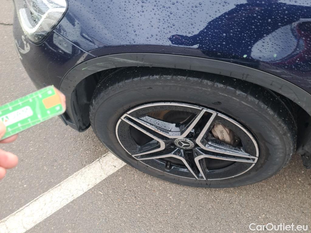  Mercedes  G-Klasee MERCEDES-BENZ GLC Coupé / 2019 / 5P / coupé GLC 220 d 4MATIC #47