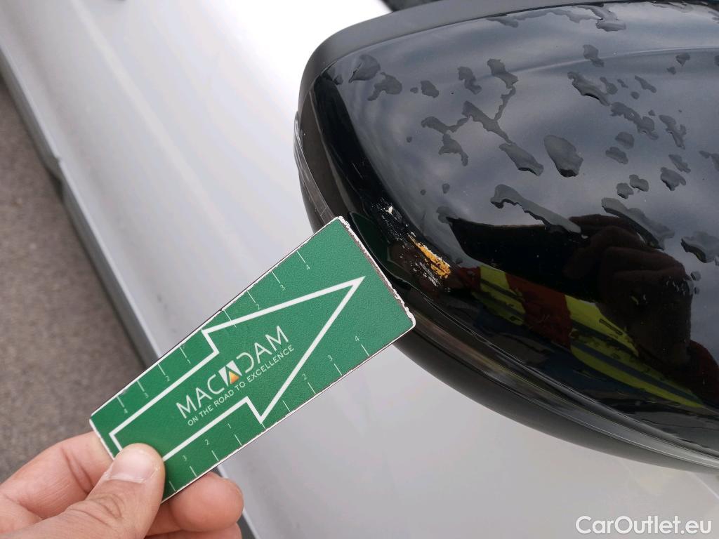  Peugeot  2008 PEUGEOT  / 2019 / 5P / todoterreno Allure BlueHDI 81kW (110CV) #16