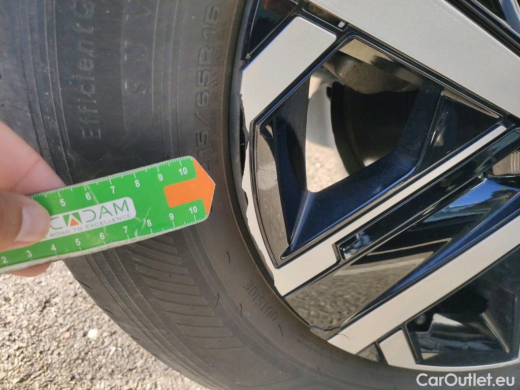  Peugeot  2008 PEUGEOT  / 2023 / 5P / todoterreno Active BlueHDI 130 S&S EAT8 #16