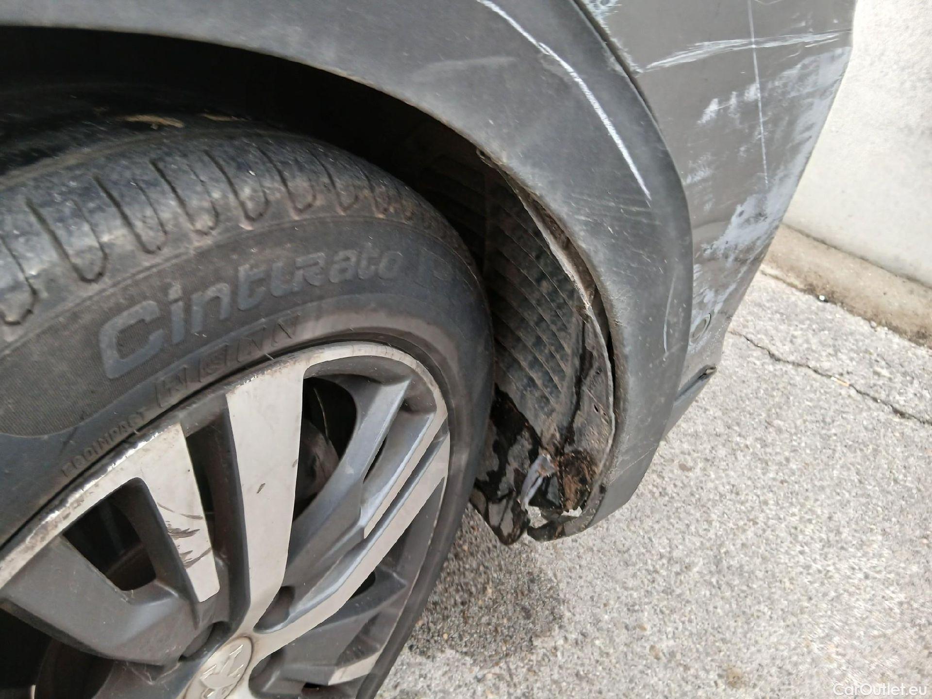  Peugeot  3008 PEUGEOT  / 2020 / 5P / todoterreno 1.5 BlueHDi 96kW (130CV) S&S Allure EAT8 #14