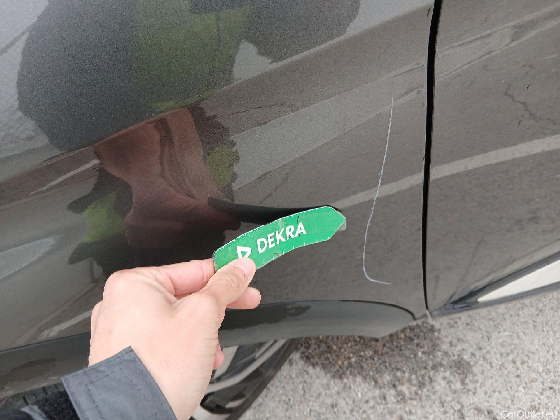  Peugeot  3008 PEUGEOT  / 2020 / 5P / todoterreno 1.5 BlueHDi 96kW (130CV) S&S Allure EAT8 #20