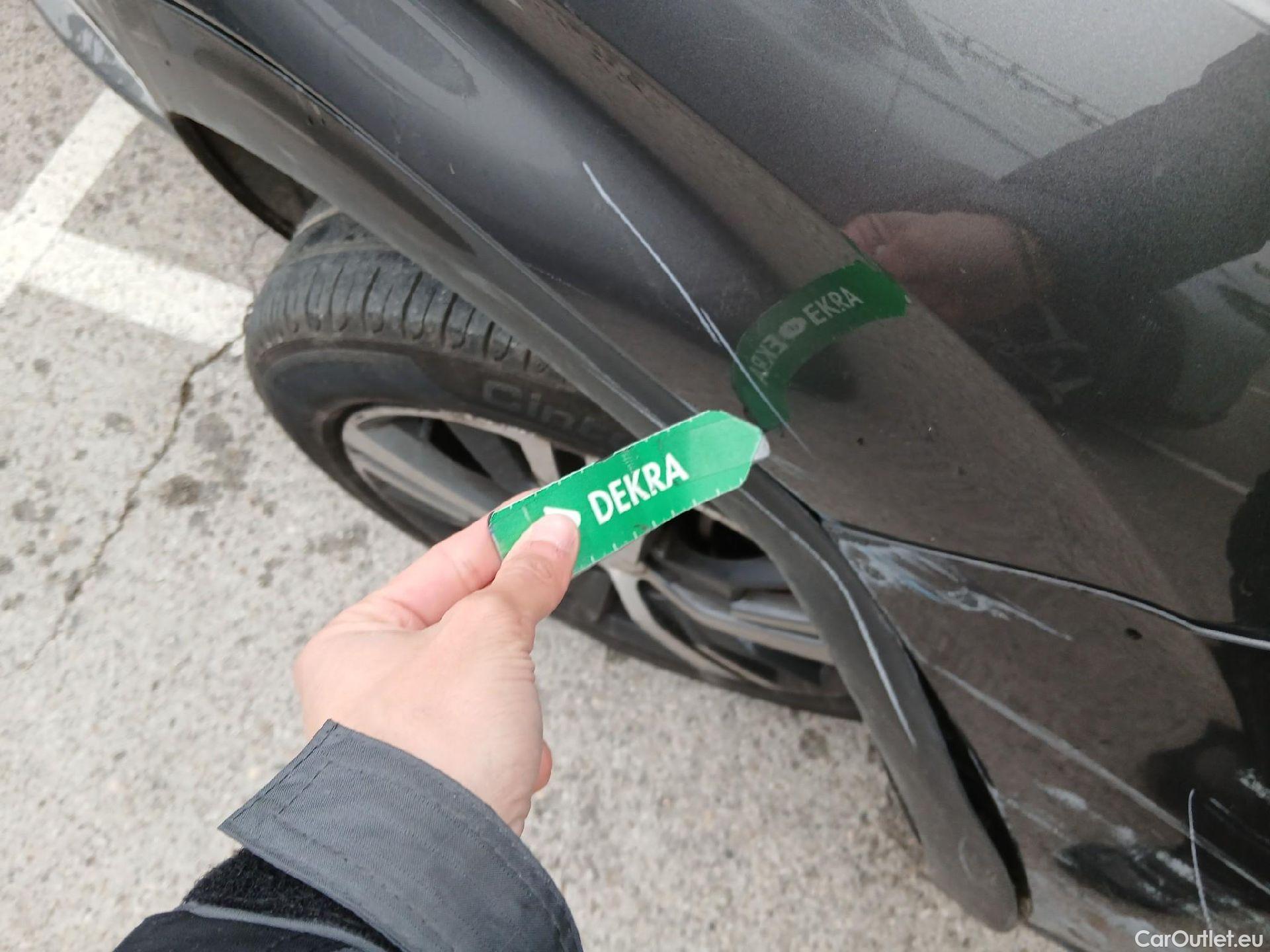  Peugeot  3008 PEUGEOT  / 2020 / 5P / todoterreno 1.5 BlueHDi 96kW (130CV) S&S Allure EAT8 #12