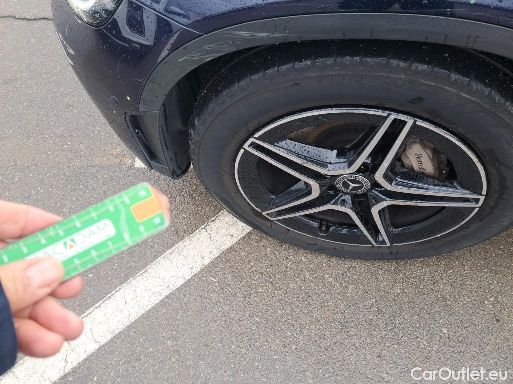  Mercedes  G-Klasee MERCEDES-BENZ GLC Coupé / 2019 / 5P / coupé GLC 220 d 4MATIC #8