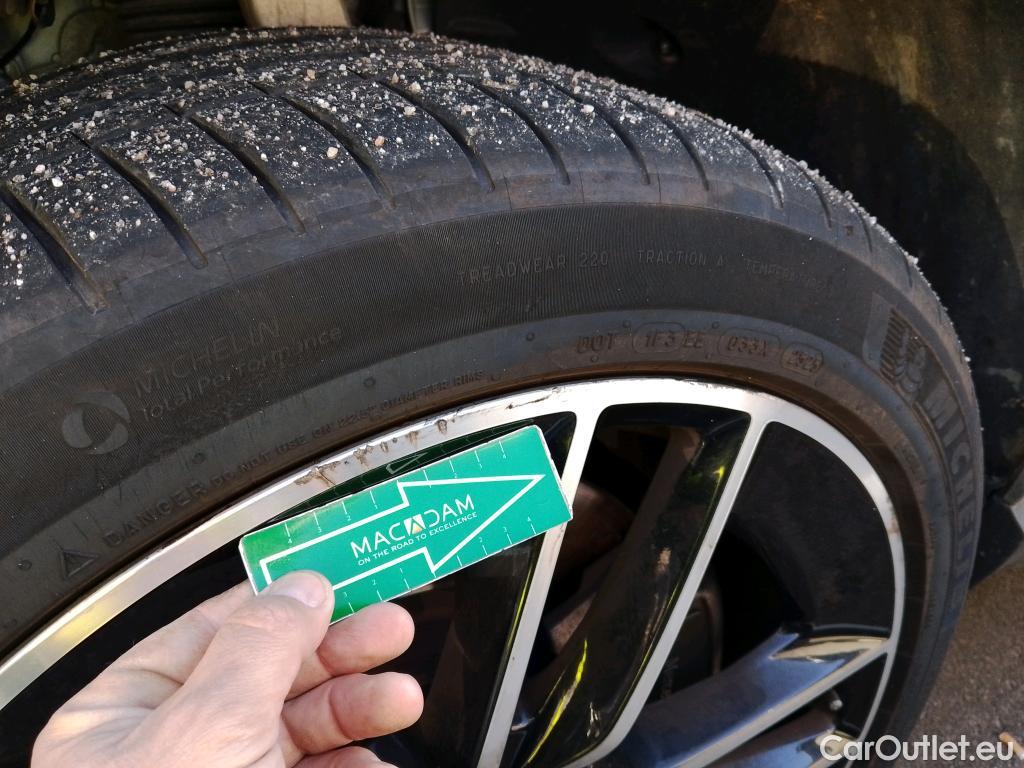  Mercedes  G-Klasee MERCEDES-BENZ GLE / 2018 / 5P / todoterreno GLE 450 4MATIC 7 ASIENTOS #12