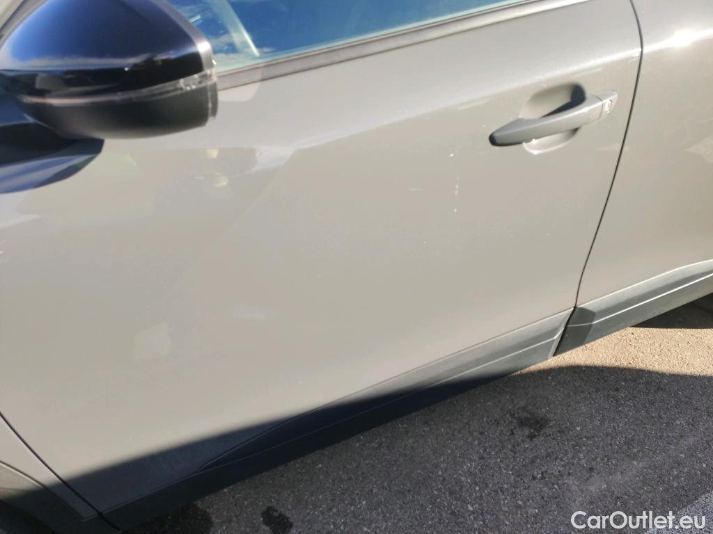  Peugeot  2008 PEUGEOT  / 2023 / 5P / todoterreno Active BlueHDI 130 S&S EAT8 #1