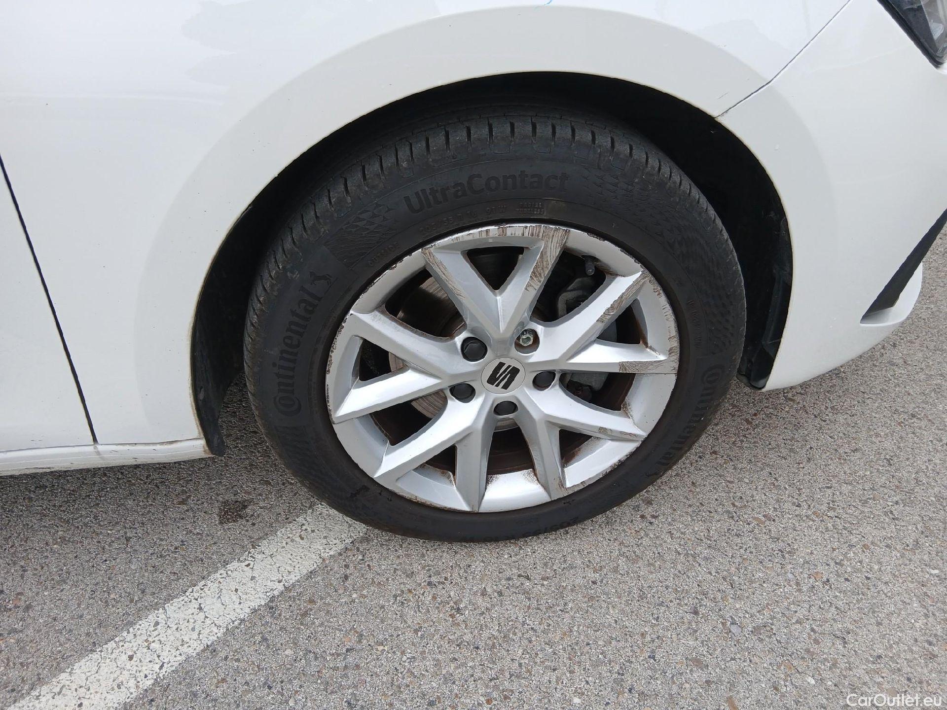  Land Rover  Discovery SEAT Nuevo León / 2020 / 5P / berlina con portón 2.0 TDI 85kW S&S Style #44