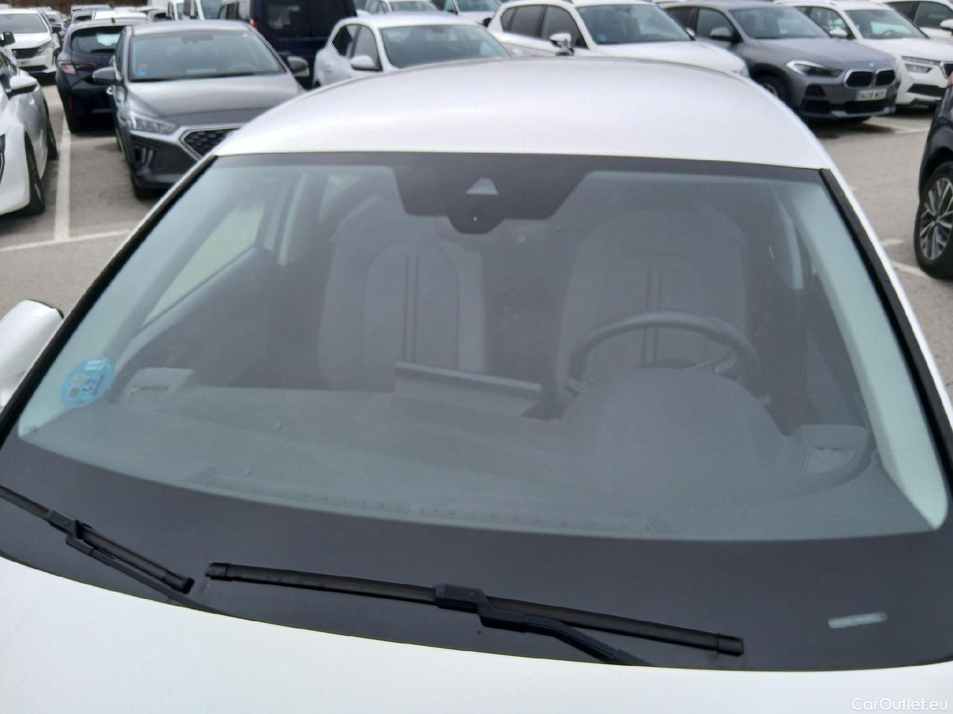  Land Rover  Discovery SEAT Nuevo León / 2020 / 5P / berlina con portón 2.0 TDI 85kW S&S Style #2