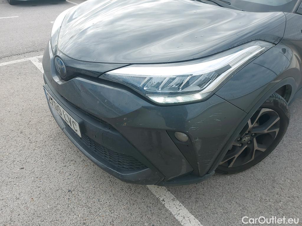  Toyota  C-HR TOYOTA  / 2019 / 5P / todoterreno 1.8 125H Advance #1
