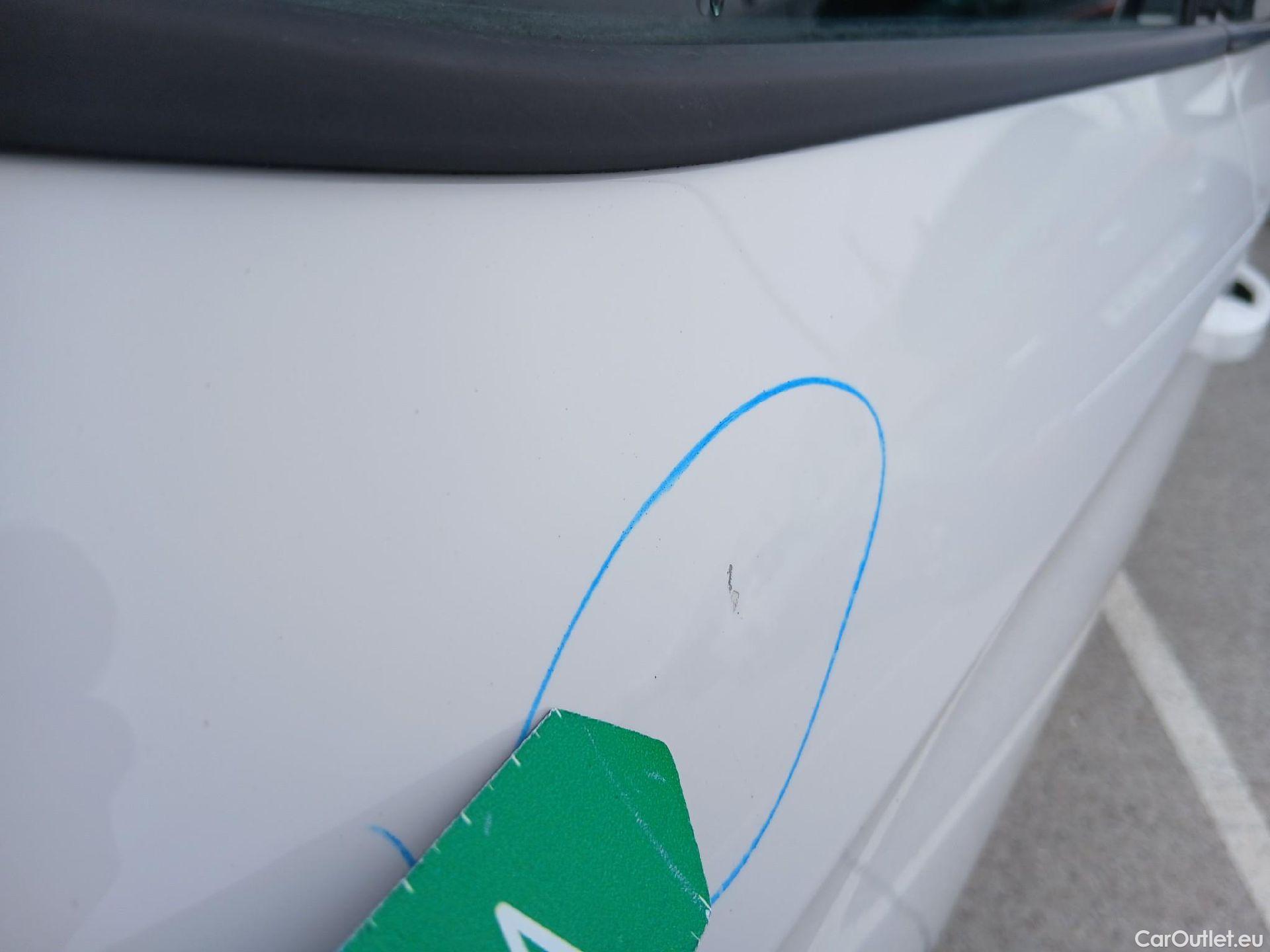  Land Rover  Discovery SEAT Nuevo León / 2020 / 5P / berlina con portón 2.0 TDI 85kW S&S Style #35