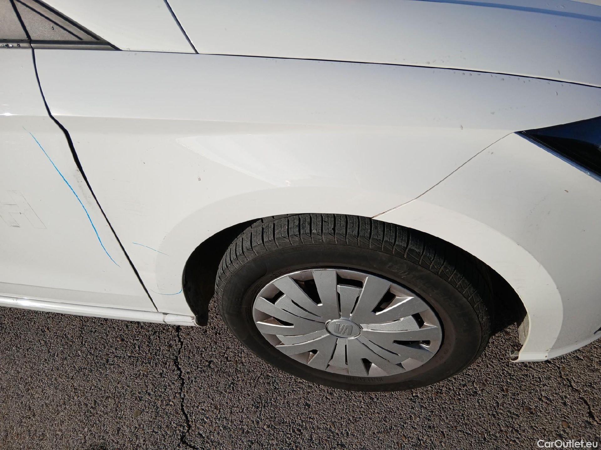  Seat  Ibiza SEAT  / 2017 / 5P / berlina con portón 1.0 MPI 59kW (80CV) Reference Plus(SP) #29