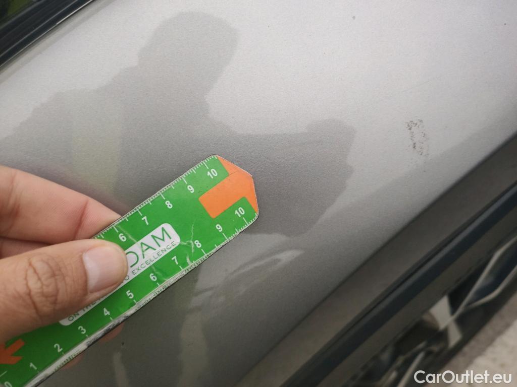  Toyota  C-HR TOYOTA  / 2016 / 5P / todoterreno 1.8 125H Advance (CX) #12