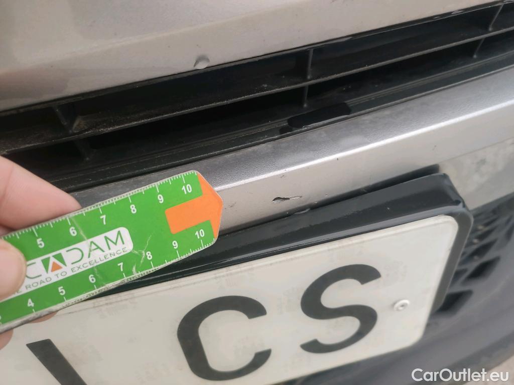  Toyota  C-HR TOYOTA  / 2016 / 5P / todoterreno 1.8 125H Advance (CX) #19