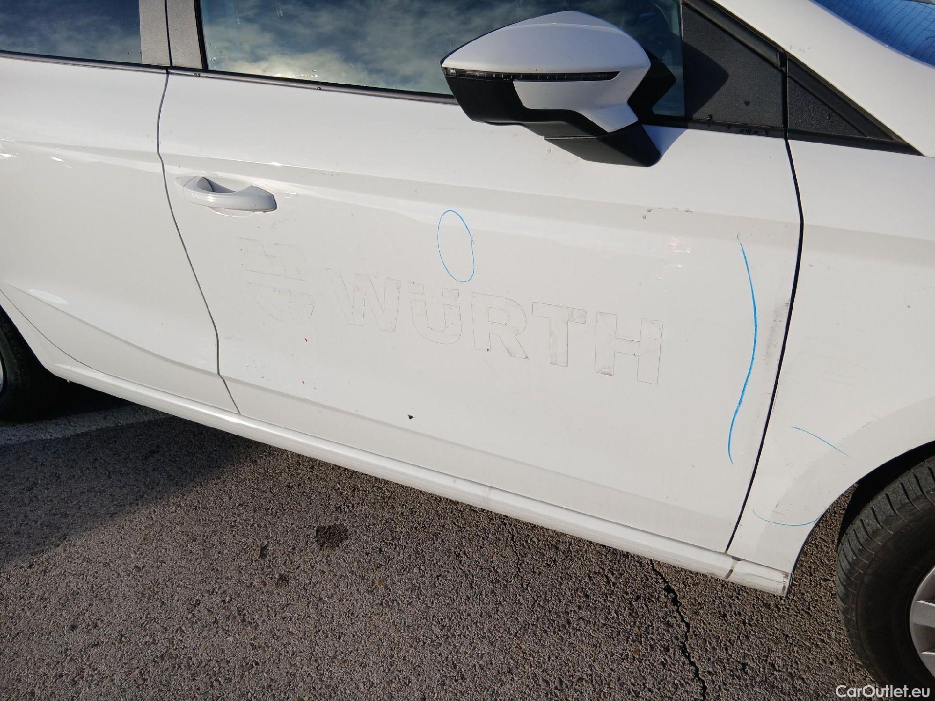  Seat  Ibiza SEAT  / 2017 / 5P / berlina con portón 1.0 MPI 59kW (80CV) Reference Plus(SP) #28