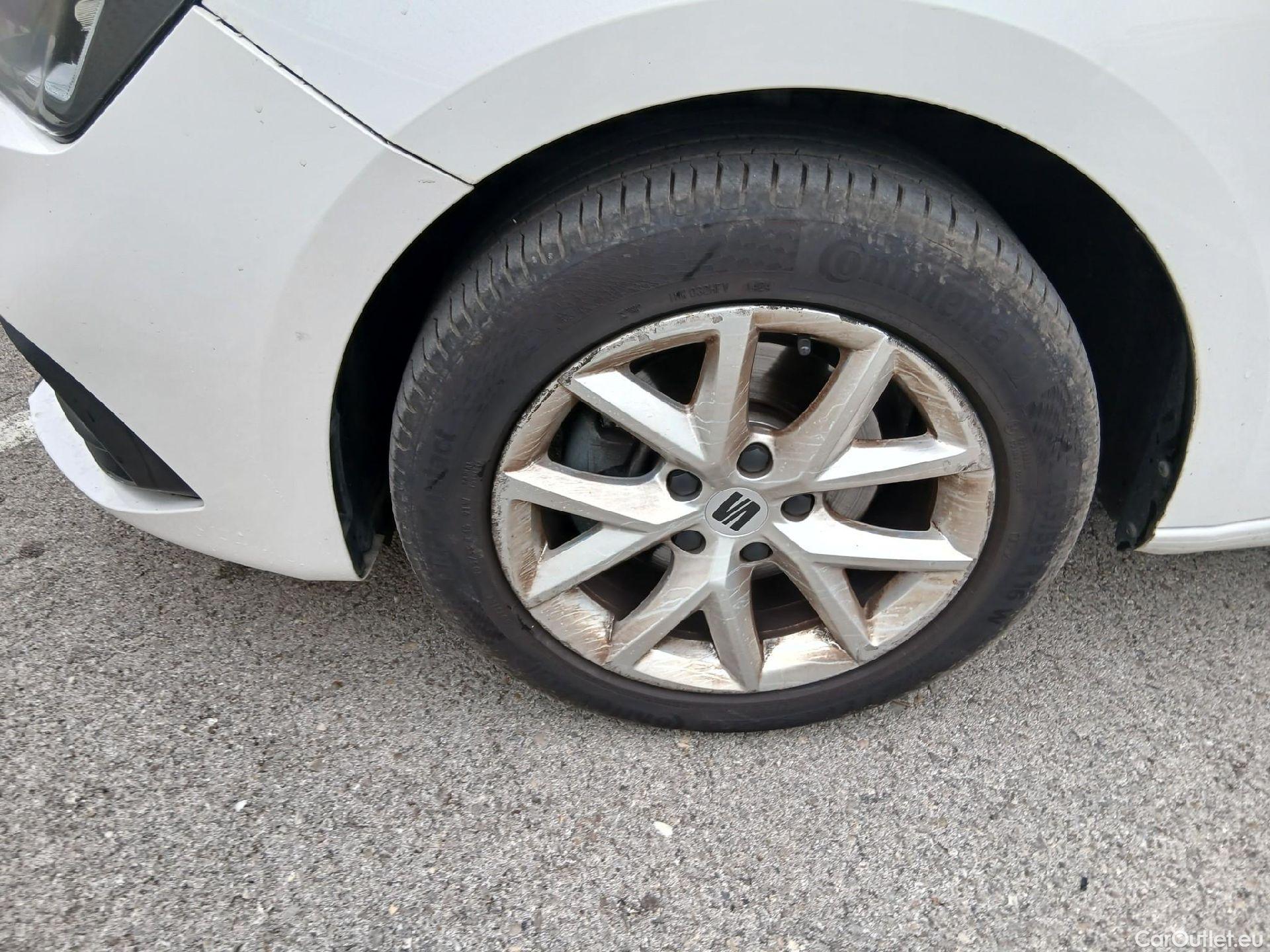  Land Rover  Discovery SEAT Nuevo León / 2020 / 5P / berlina con portón 2.0 TDI 85kW S&S Style #9