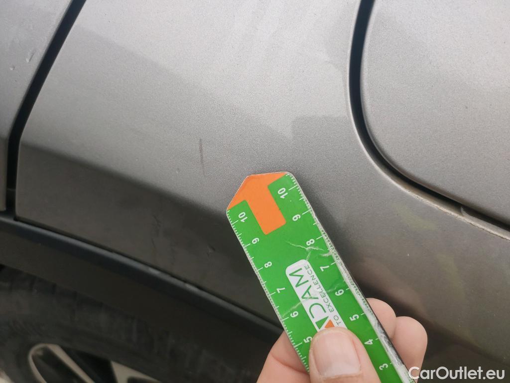  Toyota  C-HR TOYOTA  / 2016 / 5P / todoterreno 1.8 125H Advance (CX) #10