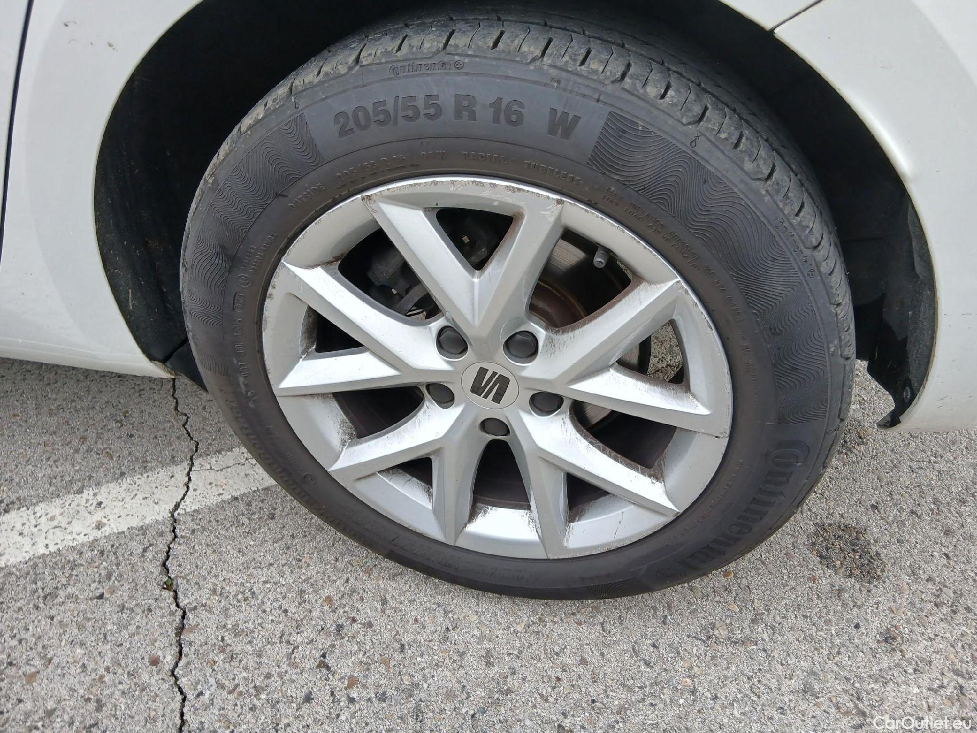  Land Rover  Discovery SEAT Nuevo León / 2020 / 5P / berlina con portón 2.0 TDI 85kW S&S Style #22