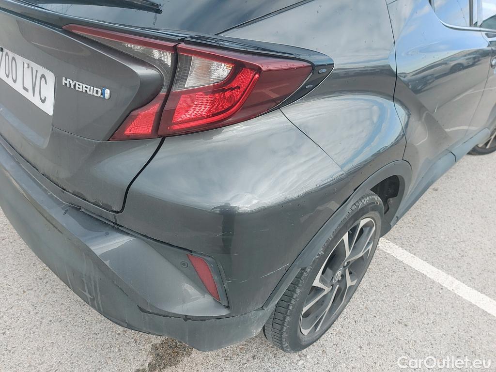  Toyota  C-HR TOYOTA  / 2019 / 5P / todoterreno 1.8 125H Advance #4