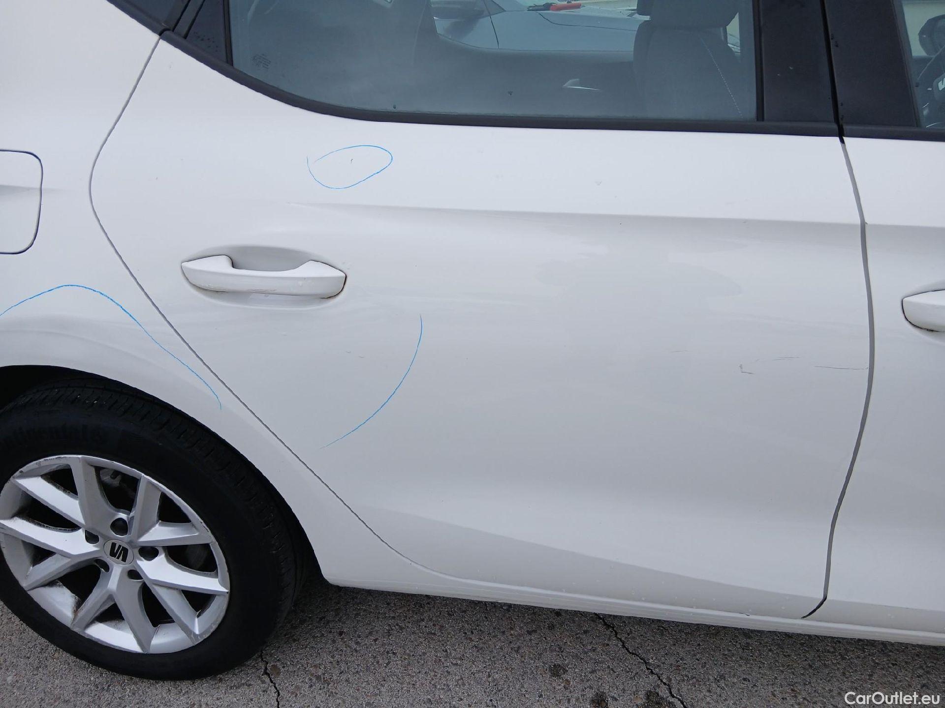  Land Rover  Discovery SEAT Nuevo León / 2020 / 5P / berlina con portón 2.0 TDI 85kW S&S Style #34