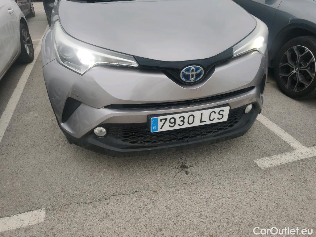  Toyota  C-HR TOYOTA  / 2016 / 5P / todoterreno 1.8 125H Advance (CX) #17