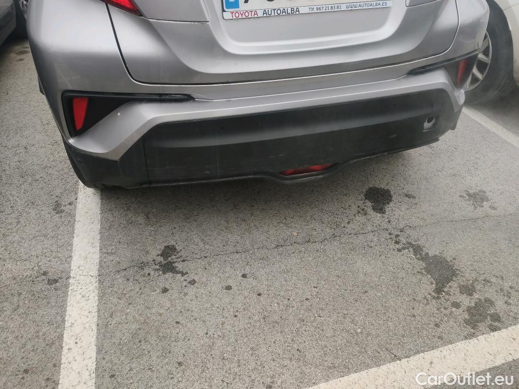  Toyota  C-HR TOYOTA  / 2016 / 5P / todoterreno 1.8 125H Advance (CX) #13