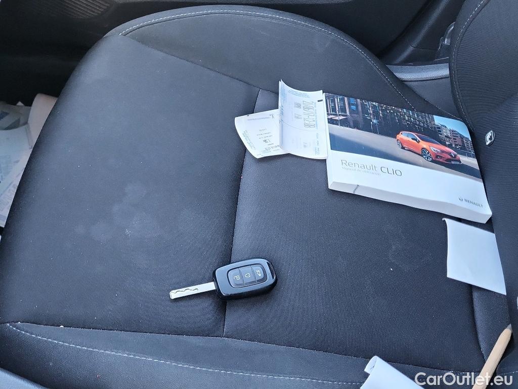  Renault  Clio RENAULT  / 2019 / 5P / berlina con portón Life SCe 49 kW (67CV) #1
