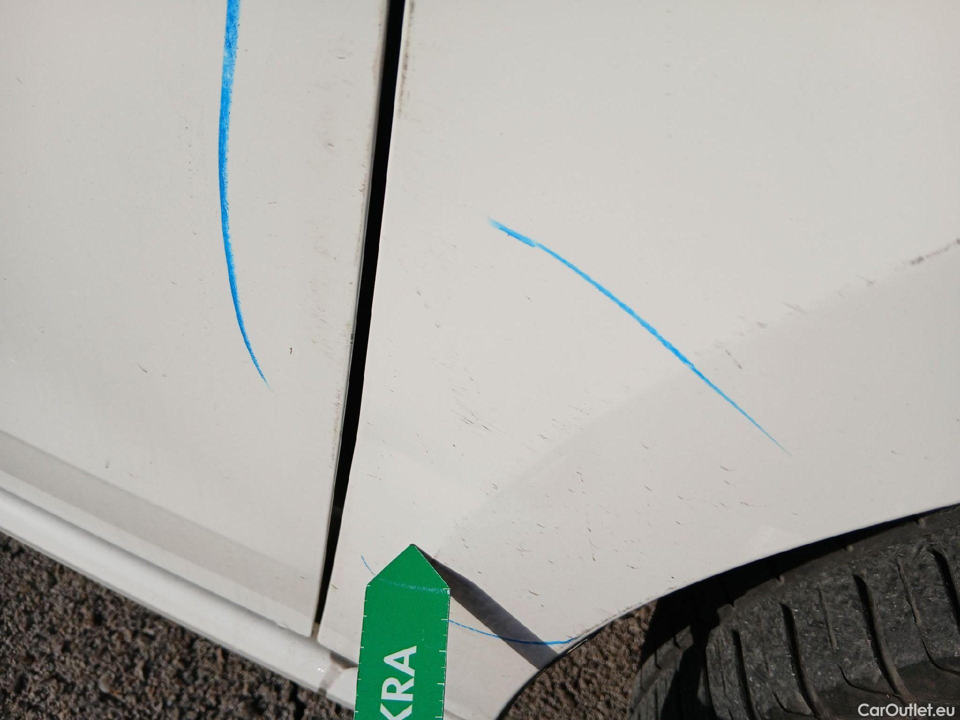  Seat  Ibiza SEAT  / 2017 / 5P / berlina con portón 1.0 MPI 59kW (80CV) Reference Plus(SP) #30