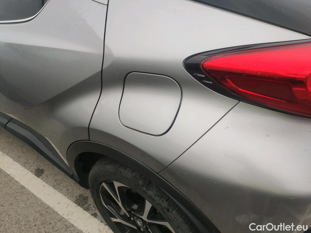  Toyota  C-HR TOYOTA  / 2016 / 5P / todoterreno 1.8 125H Advance (CX) #9