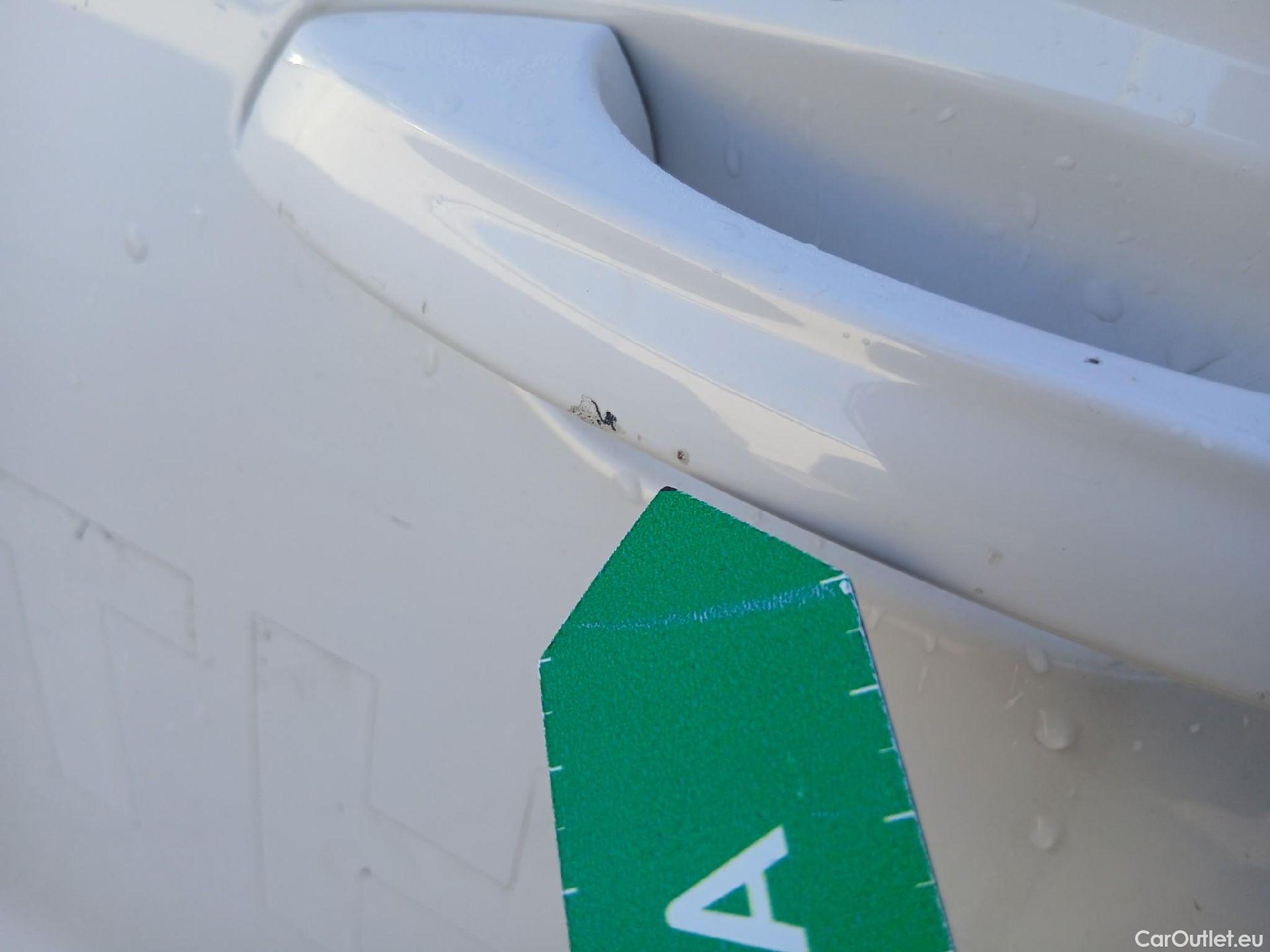  Seat  Ibiza SEAT  / 2017 / 5P / berlina con portón 1.0 MPI 59kW (80CV) Reference Plus(SP) #5