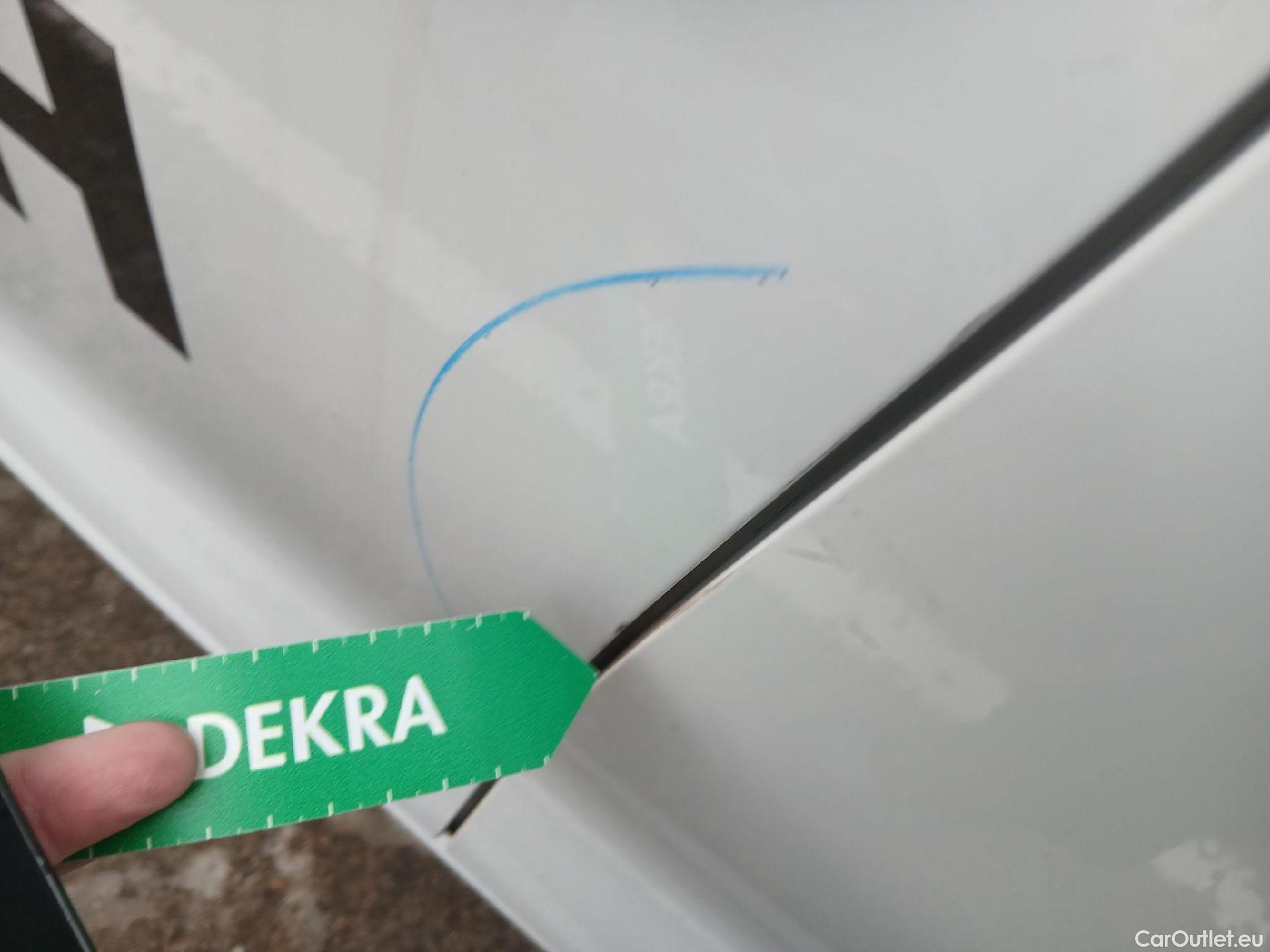  Seat  Ibiza SEAT  / 2017 / 5P / berlina con portón 1.0 MPI 59kW (80CV) Reference Plus(SP) #10