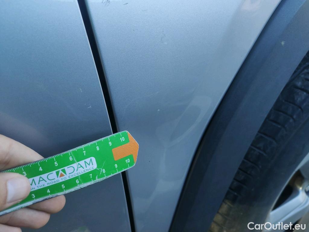  Toyota  RAV4 TOYOTA  / 2018 / 5P / todoterreno 2.5l Advance #4