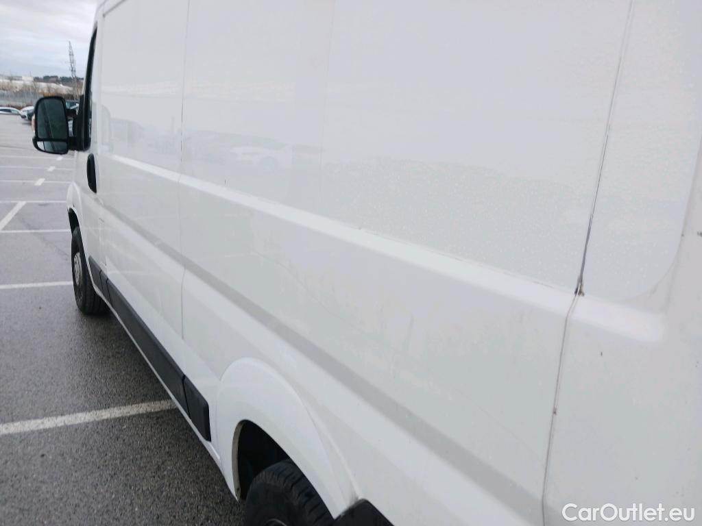  Citroen  Jumper CITROEN  / 2014 / 4P / furgón BlueHDi 96KW (130CV) Furgón 35L2H2 #3