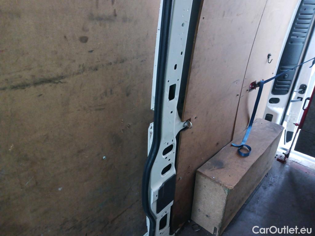  Citroen  Jumper CITROEN  / 2014 / 4P / furgón BlueHDi 96KW (130CV) Furgón 35L2H2 #32