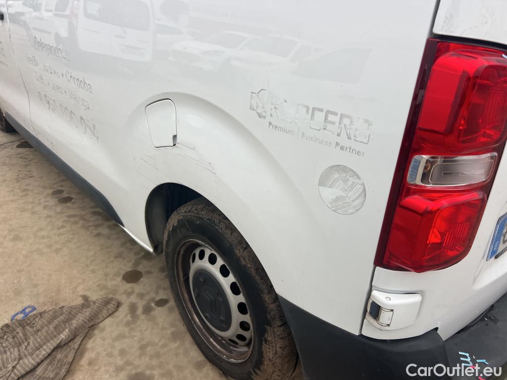  Citroen  Jumpy CITROEN  / 2016 / 4P / furgón Talla M BlueHDi 100 S&S 6v Control #19