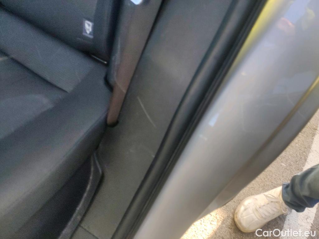  Toyota  RAV4 TOYOTA  / 2018 / 5P / todoterreno 2.5l Advance #14